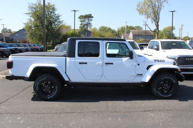 new 2024 Jeep Gladiator car, priced at $46,224