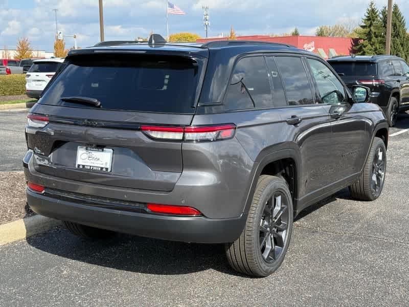 new 2025 Jeep Grand Cherokee car, priced at $48,733
