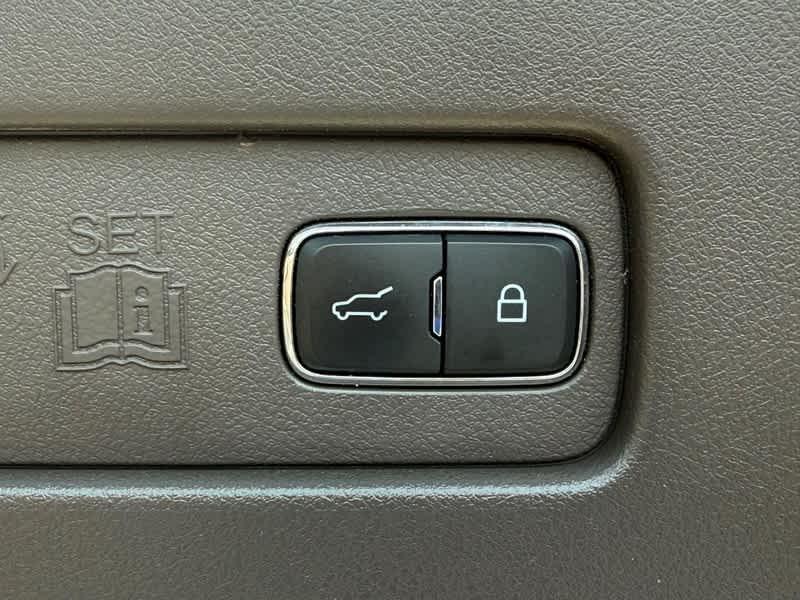 used 2020 Lincoln Aviator car, priced at $30,988