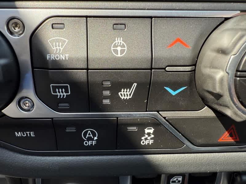 new 2025 Jeep Wrangler car, priced at $52,692