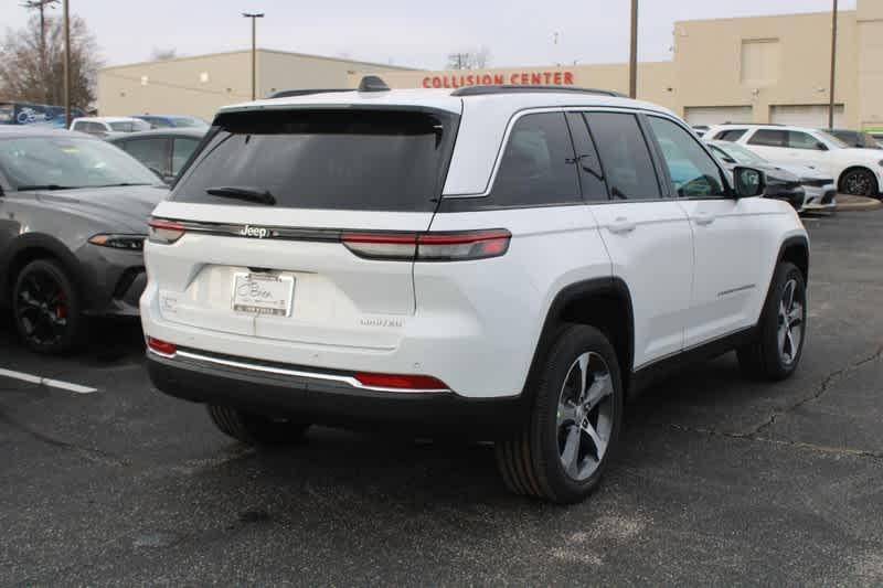 new 2025 Jeep Grand Cherokee car, priced at $47,840