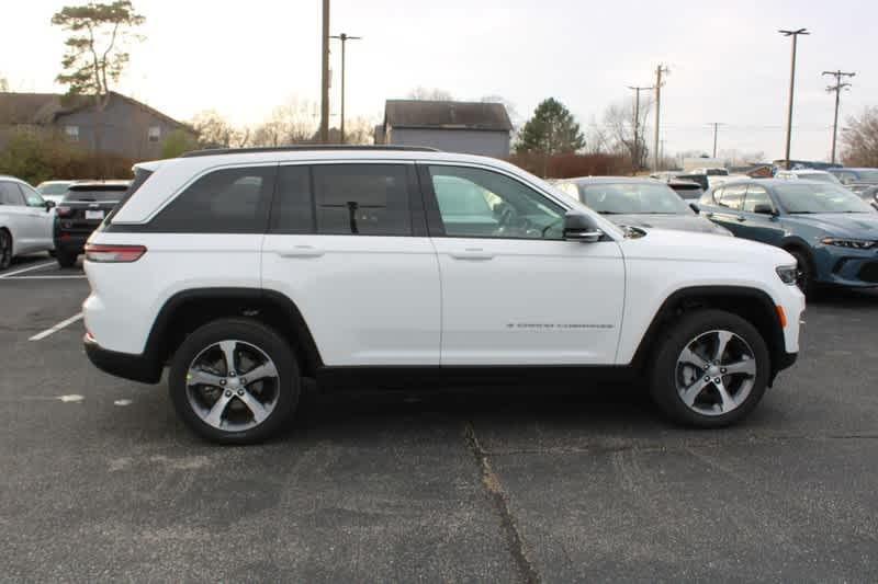 new 2025 Jeep Grand Cherokee car, priced at $47,840