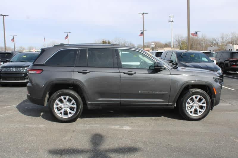 used 2022 Jeep Grand Cherokee car, priced at $36,485