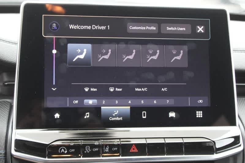 new 2025 Jeep Compass car, priced at $31,058