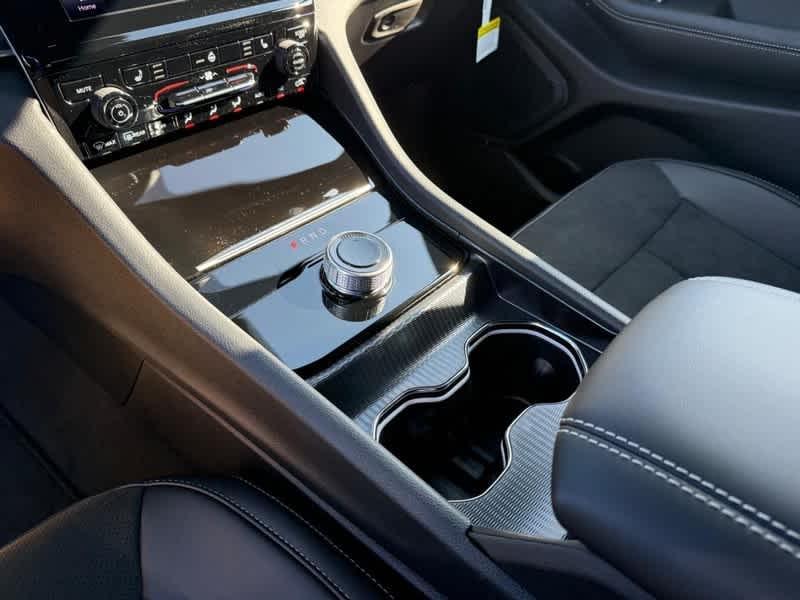 new 2025 Jeep Grand Cherokee L car, priced at $46,217