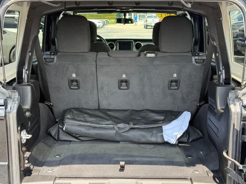 used 2021 Jeep Wrangler Unlimited car, priced at $29,585