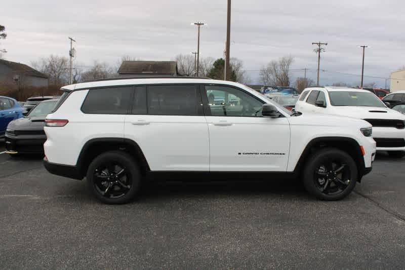 new 2025 Jeep Grand Cherokee L car, priced at $45,580