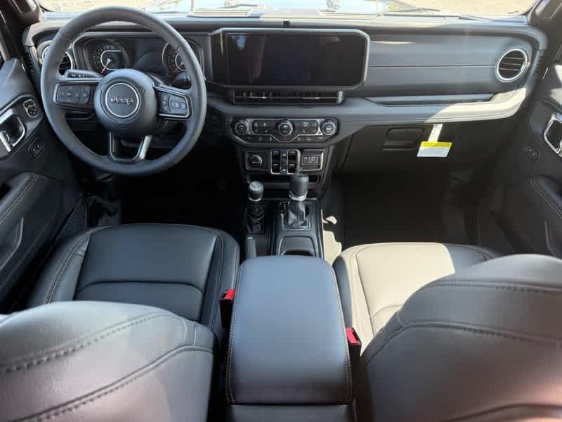 new 2025 Jeep Gladiator car, priced at $47,626