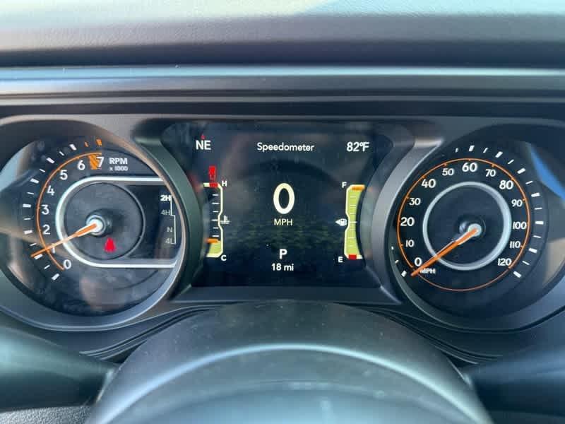 new 2025 Jeep Gladiator car, priced at $47,626