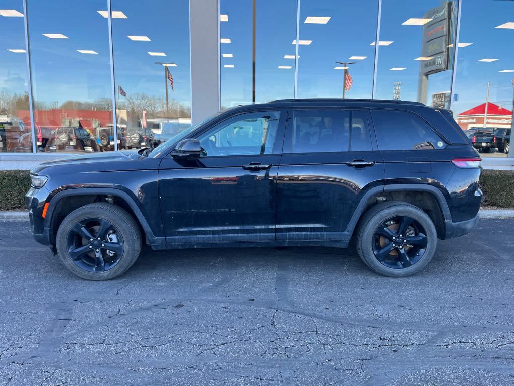 used 2023 Jeep Grand Cherokee car, priced at $36,988