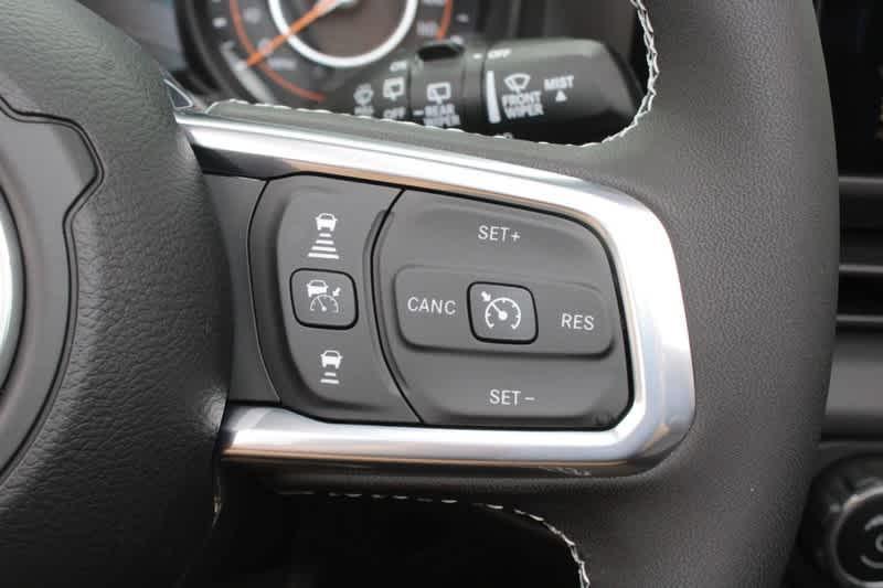 new 2025 Jeep Wrangler car, priced at $53,435