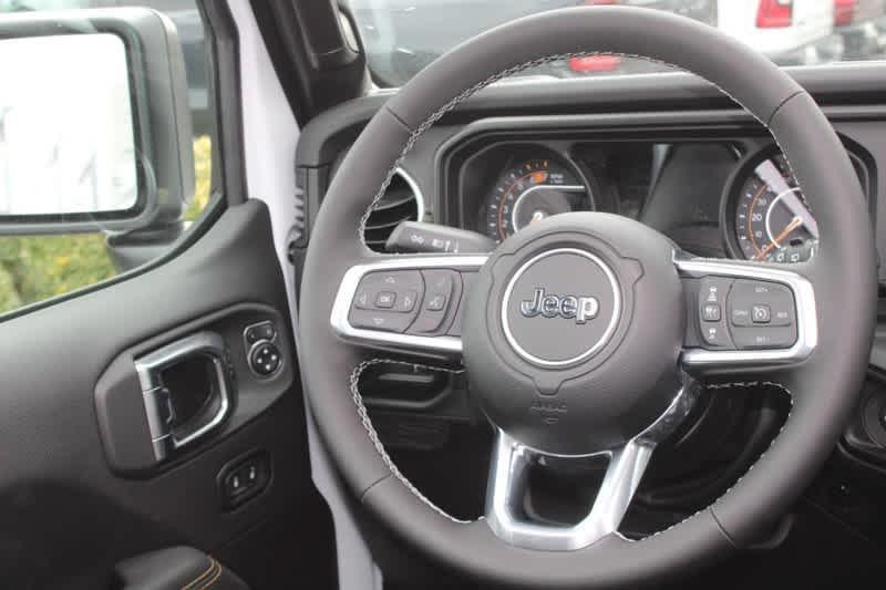 new 2025 Jeep Wrangler car, priced at $53,435