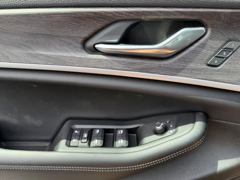 new 2025 Jeep Grand Cherokee car, priced at $49,507