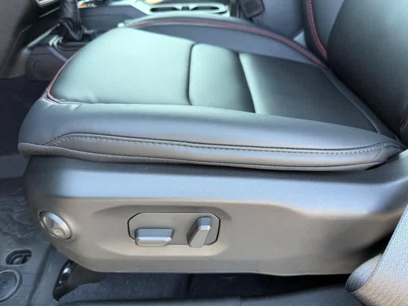 new 2025 Jeep Wrangler car, priced at $60,672