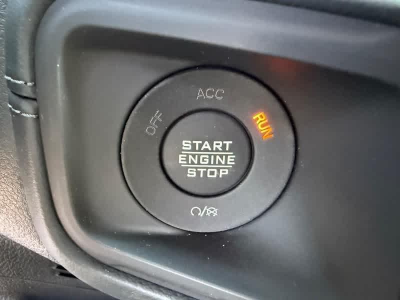 new 2025 Jeep Wrangler car, priced at $60,672