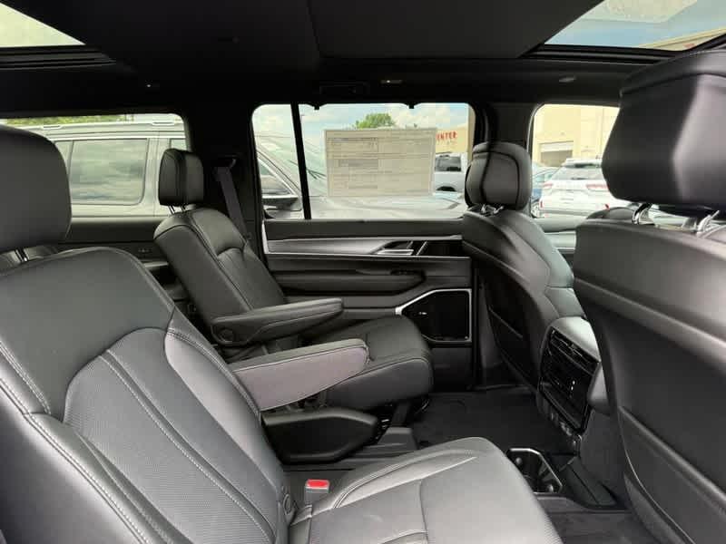 new 2025 Jeep Wagoneer L car, priced at $75,497