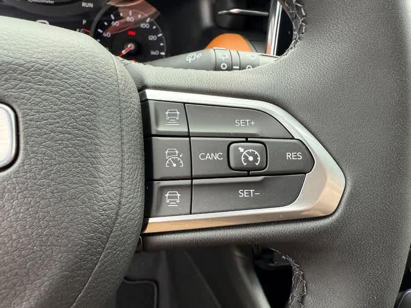 new 2025 Jeep Compass car, priced at $32,248