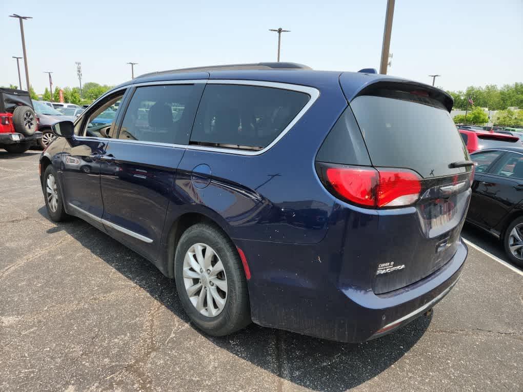 used 2017 Chrysler Pacifica car, priced at $10,988