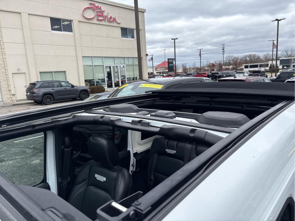 used 2021 Jeep Wrangler Unlimited car, priced at $28,988