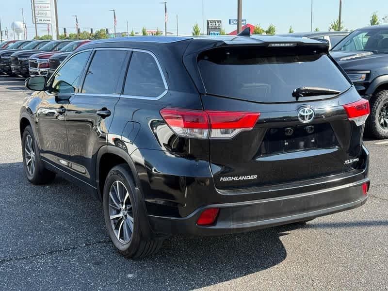 used 2018 Toyota Highlander car, priced at $22,988