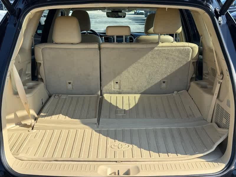 used 2018 Toyota Highlander car, priced at $22,988