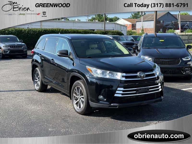 used 2018 Toyota Highlander car, priced at $22,988