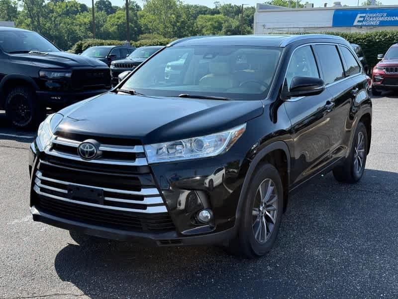 used 2018 Toyota Highlander car, priced at $22,988