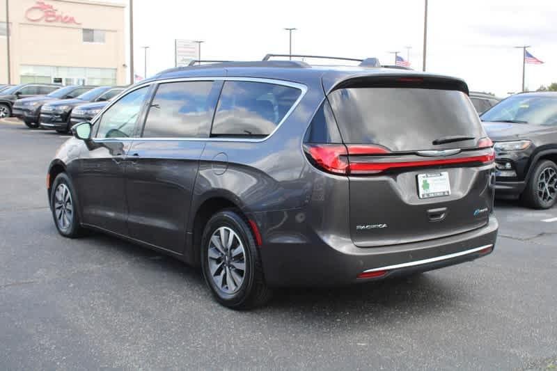 used 2021 Chrysler Pacifica Hybrid car, priced at $25,785