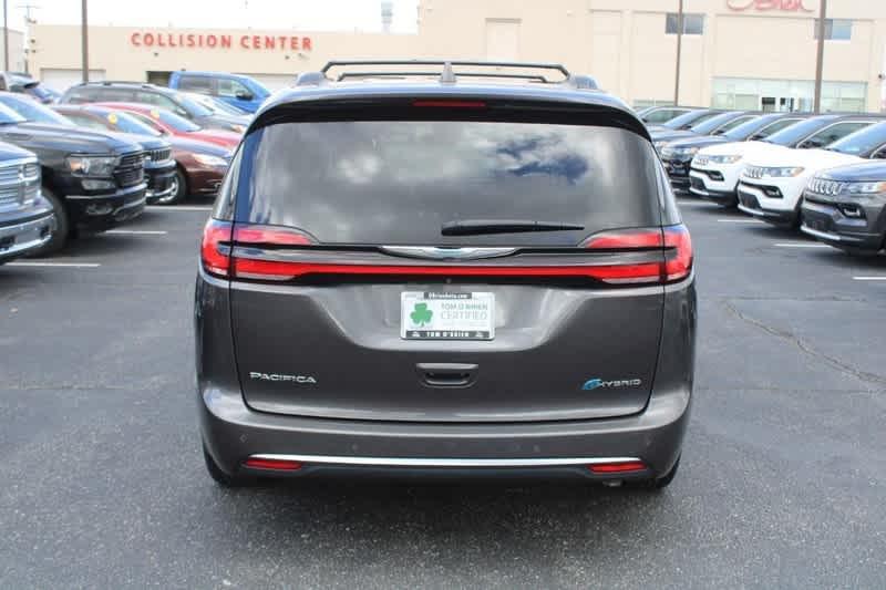 used 2021 Chrysler Pacifica Hybrid car, priced at $25,785