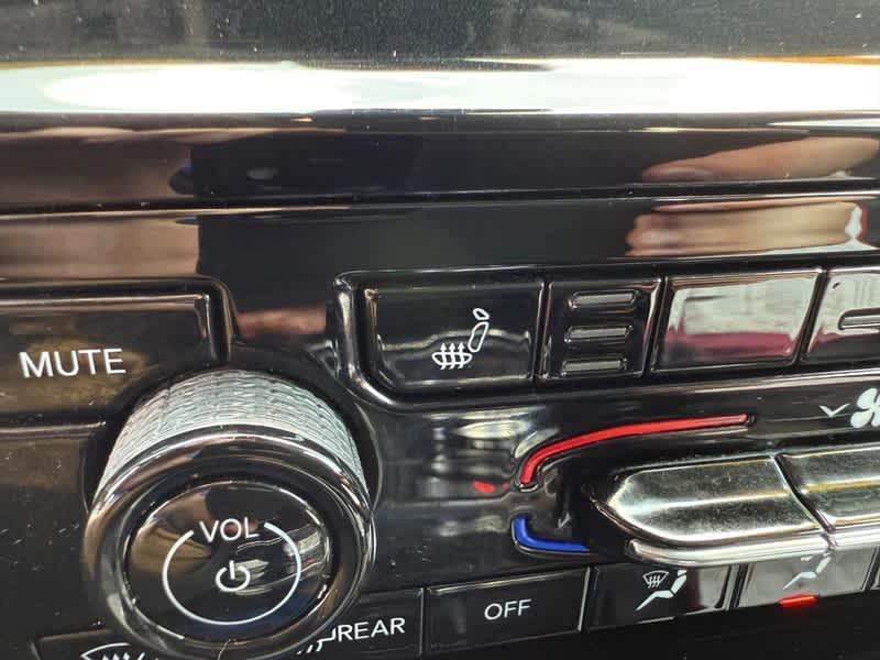used 2022 Jeep Grand Cherokee L car, priced at $35,988