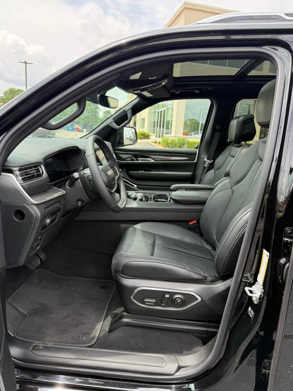 used 2022 Jeep Wagoneer car, priced at $46,988