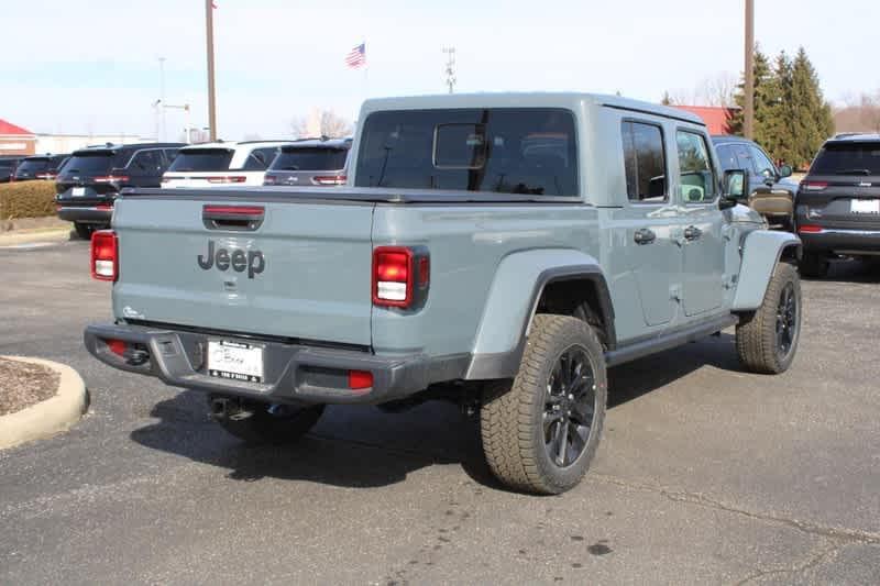 new 2025 Jeep Gladiator car, priced at $43,342