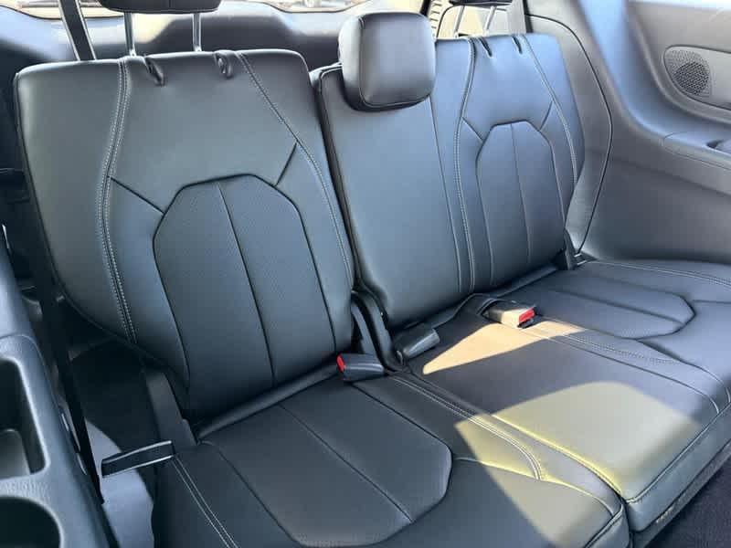 new 2026 Chrysler Pacifica car, priced at $46,166