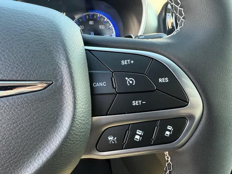 new 2026 Chrysler Pacifica car, priced at $46,166