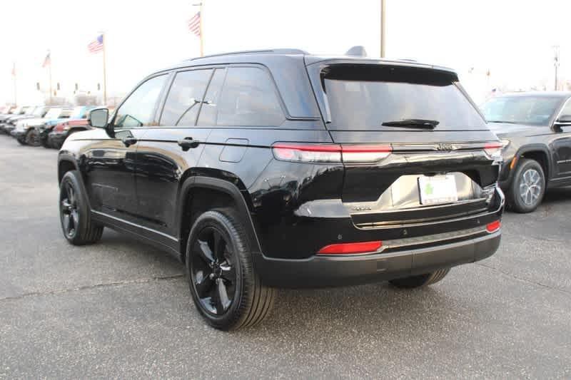 used 2023 Jeep Grand Cherokee car, priced at $37,485