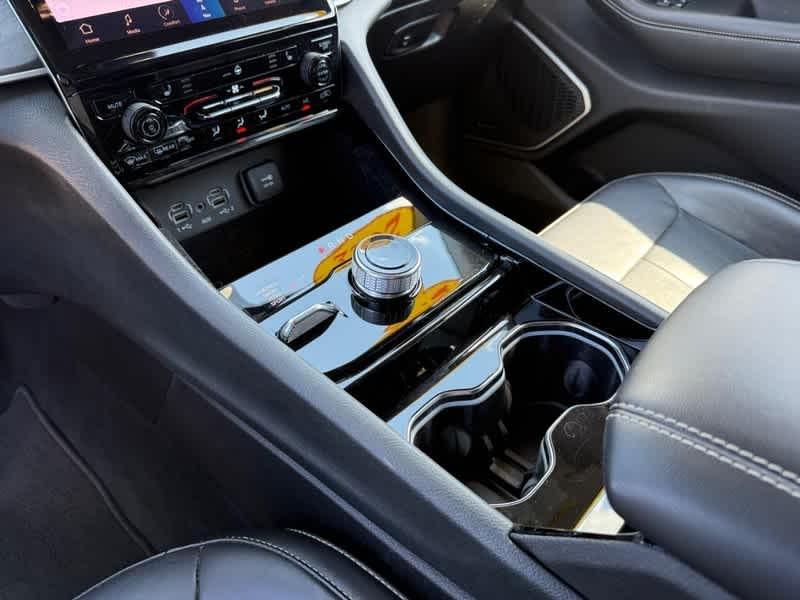 used 2022 Jeep Grand Cherokee car, priced at $31,988