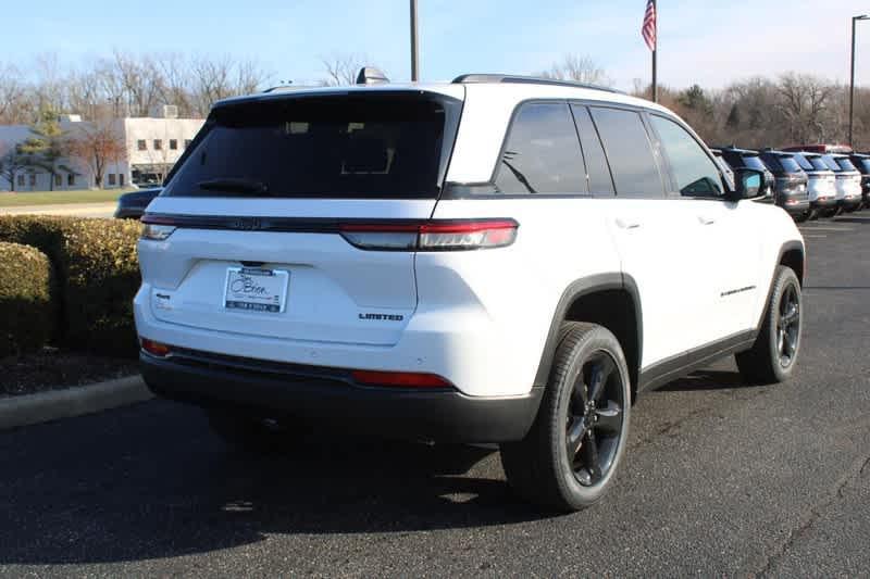 new 2025 Jeep Grand Cherokee car, priced at $47,940