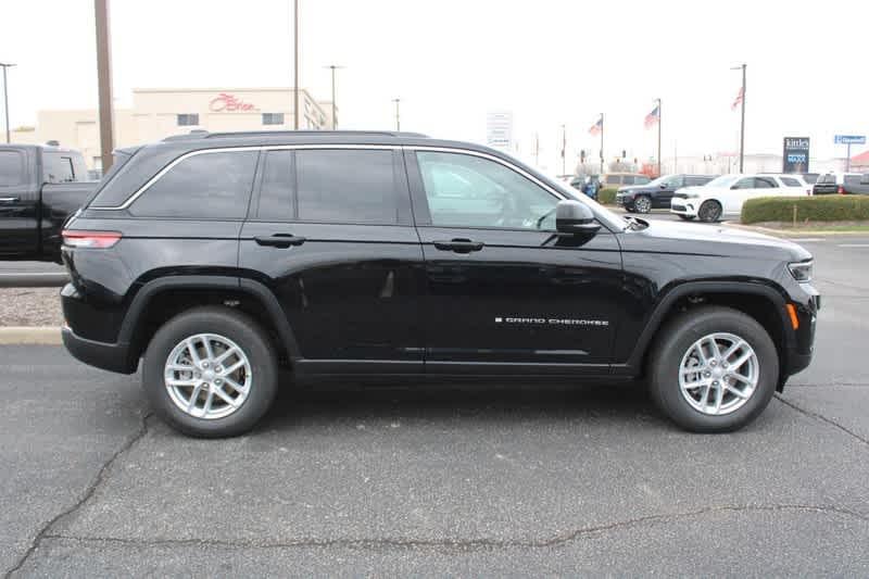 new 2025 Jeep Grand Cherokee car, priced at $39,970