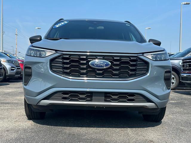 used 2023 Ford Escape car, priced at $25,789