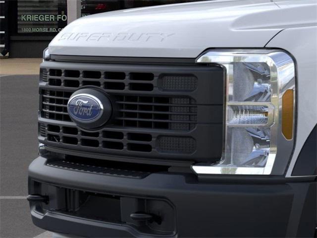 new 2025 Ford F-450 car, priced at $66,476