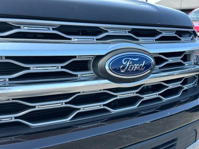 used 2022 Ford Expedition car, priced at $56,197