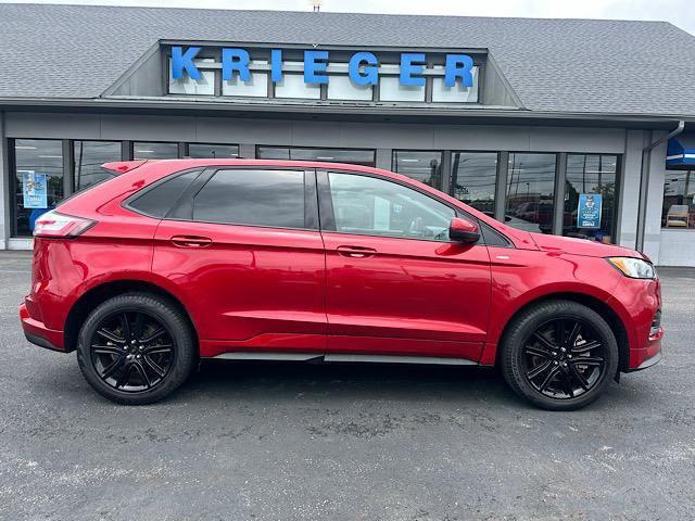 used 2022 Ford Edge car, priced at $28,906