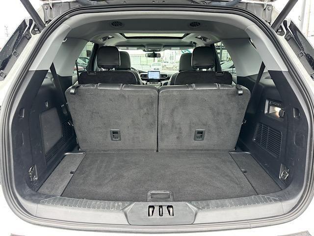 used 2022 Ford Explorer car, priced at $35,159