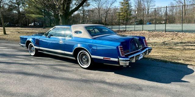 used 1977 Lincoln Continental car, priced at $29,995