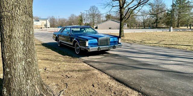 used 1977 Lincoln Continental car, priced at $32,859