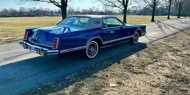 used 1977 Lincoln Continental car, priced at $32,859