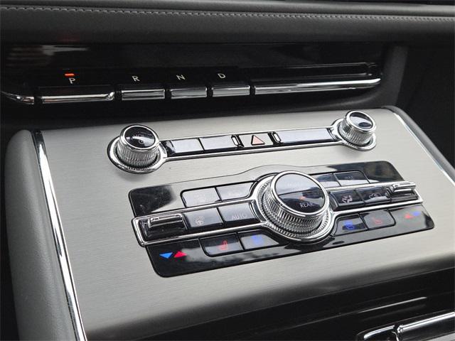 used 2021 Lincoln Aviator car, priced at $35,149