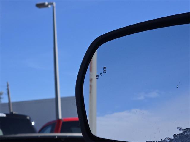 used 2022 Ford Edge car, priced at $25,359