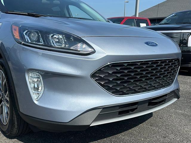 used 2022 Ford Escape car, priced at $25,378