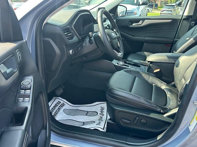 used 2022 Ford Escape car, priced at $25,378